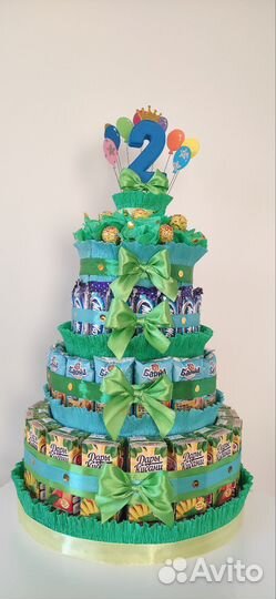 Детский, гигантский торт со сладостями,соками