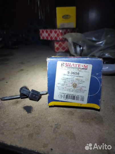 Датчик положения коленвала renault Megane 2 (10)