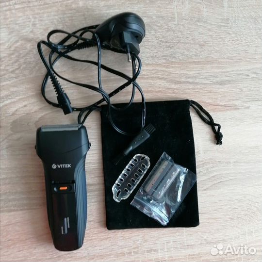 Бритва электрическая Vitek VT-8265 B