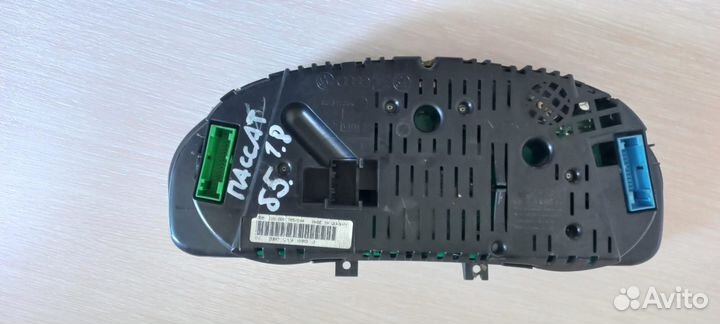 3b0919890j приборка passat b5