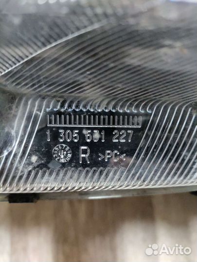 Фара Шкоды Октавия - правая,аварийная