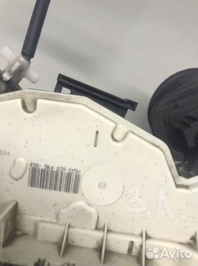 Замок двери Фольксваген Гольф 6