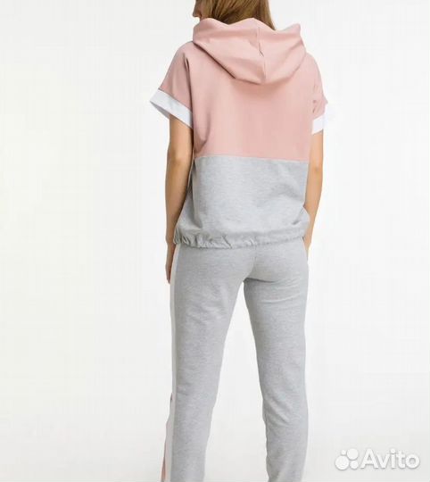 Спортивный костюм женский новый