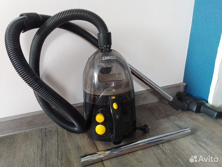 Пылесос zanussi