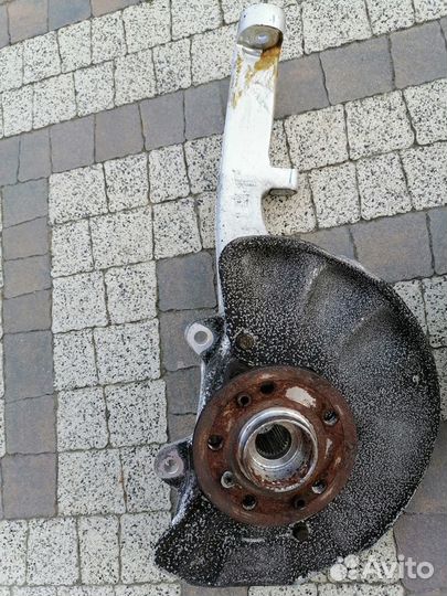 Поворотный кулак левый правый Мерседес MB GLS W166