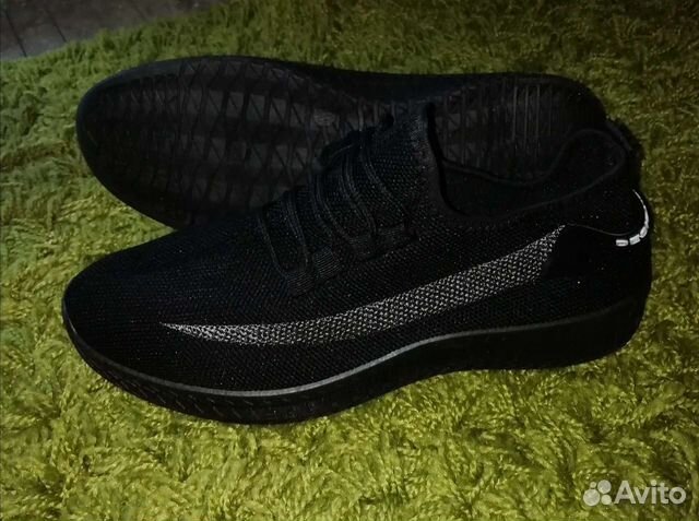 Кроссовки дышащие 44,5-45 размер