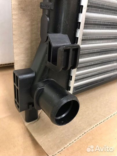 Радиатор на volkswagen polo 09- и skoda rapid 12