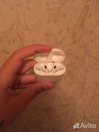 Airpods 2
