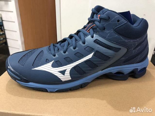 Кроссовки волейбольные Mizuno Wave Voltage Mid