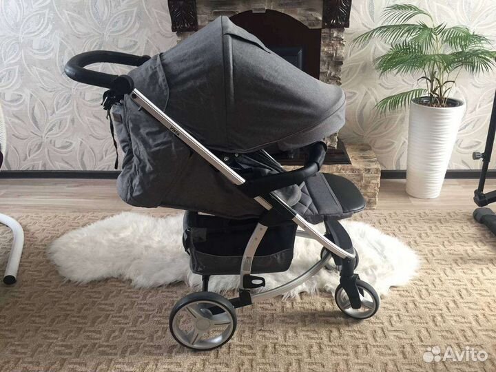 Коляска прогулочная Carrello