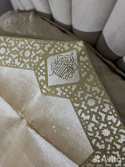 Подарочный ковёр для намаза