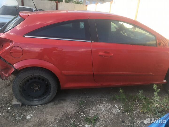 Крыло заднее правое Порог Астра Astra h Н 3 двери