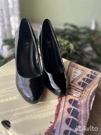 Ботинки, туфли, кроссовки