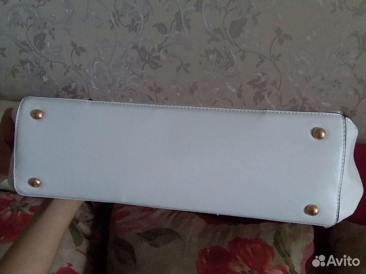 Продаётся сумка