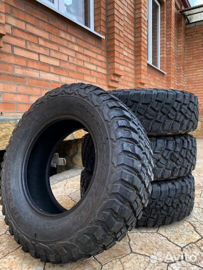 Bfgoodrich Mud-Terrain T/A KM3 255/75 R17