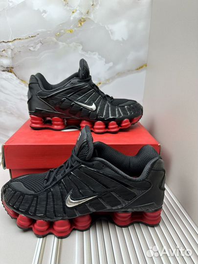 Кроссовки Nike shox