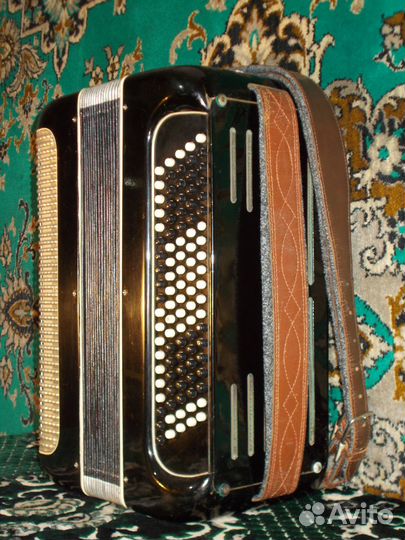 Баян цельно-планочный