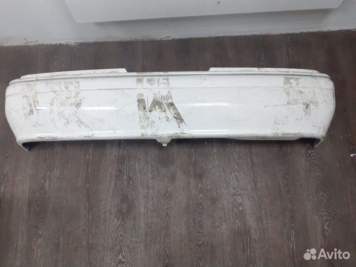 Бампер задний Toyota Crown