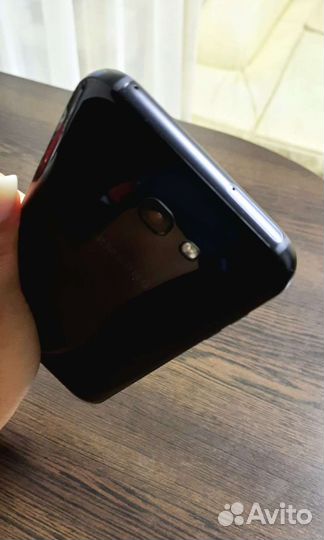 Телефон Samsung galaxy А7 2017