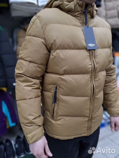 Зимние куртки и пуховики