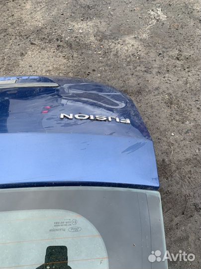 Крышка багажника под ремонт Ford Fusion