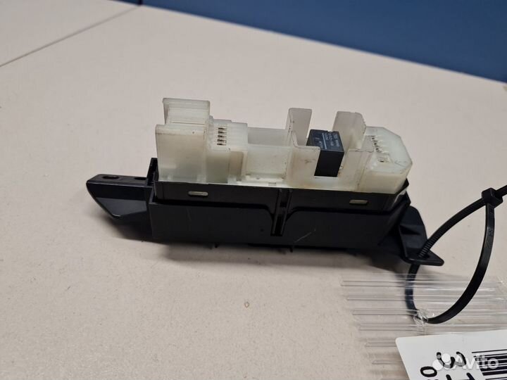 Кнопка стеклоподъемника Lexus GS S190 2005-2011