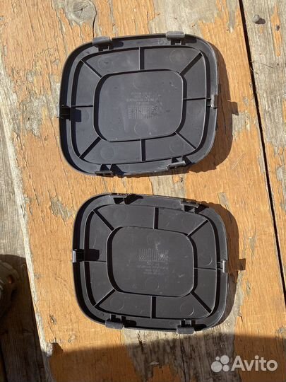 Заглушки обшивки двери багажника Santa Fe 2