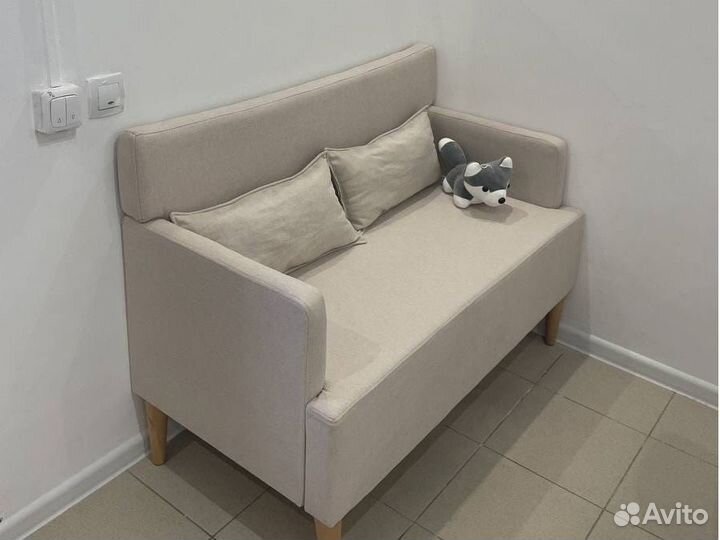 Диван киус в офис