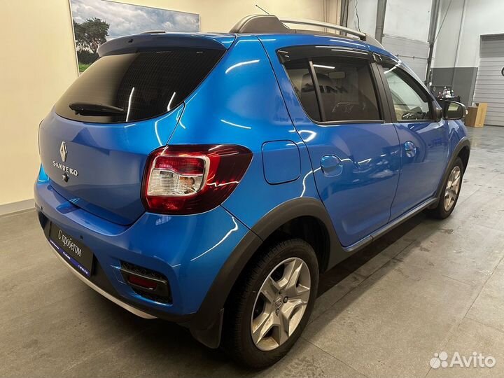 Renault Sandero Stepway 1.6 AT, 2020, 32 000 км