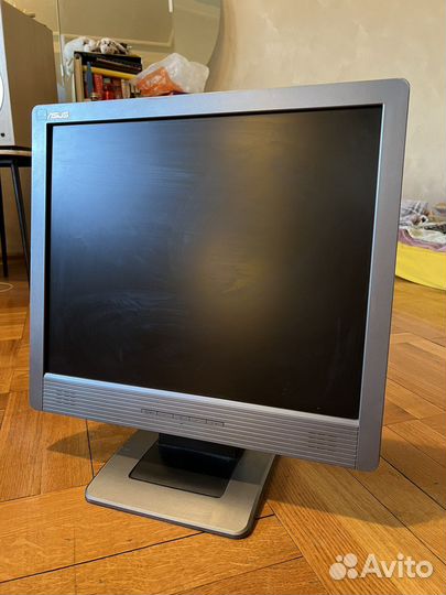 Монитор Asus 19 дюймов, формат 4:5