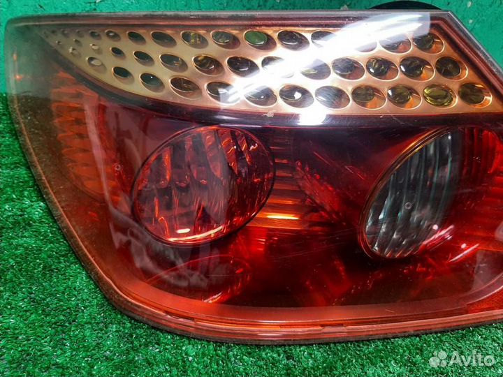 Фонарь задний наружный левый Peugeot 407 (6E) 2007