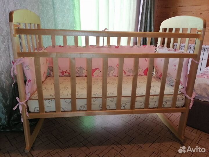 Кроватка детская
