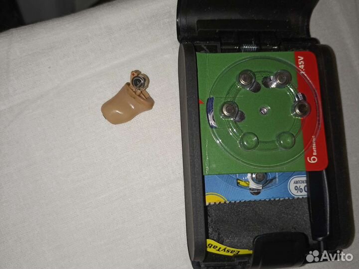 Слуховой аппарат oticon правого уха