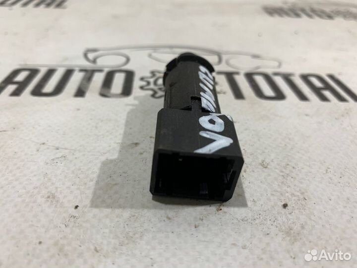 Датчик включения стоп сигнала Renault Symbol