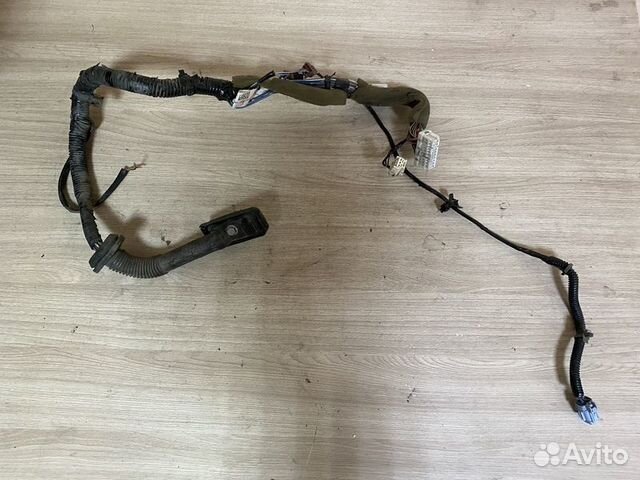 Проводка двери передней правой Nissan Avenir W11 с