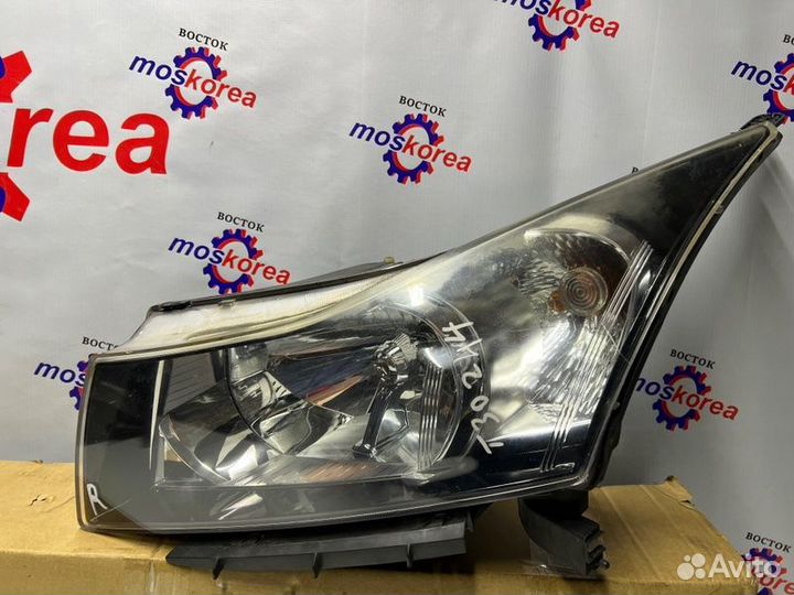 Фара передняя левая Chevrolet Cruze F16D4 2011