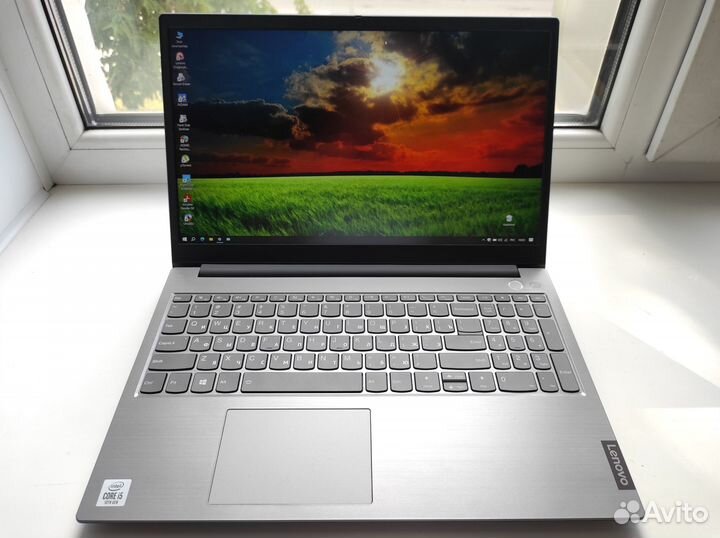 Lenovo ThinkBook 15.6/FHD/IPS/i5-1035G1/8/256NVMe