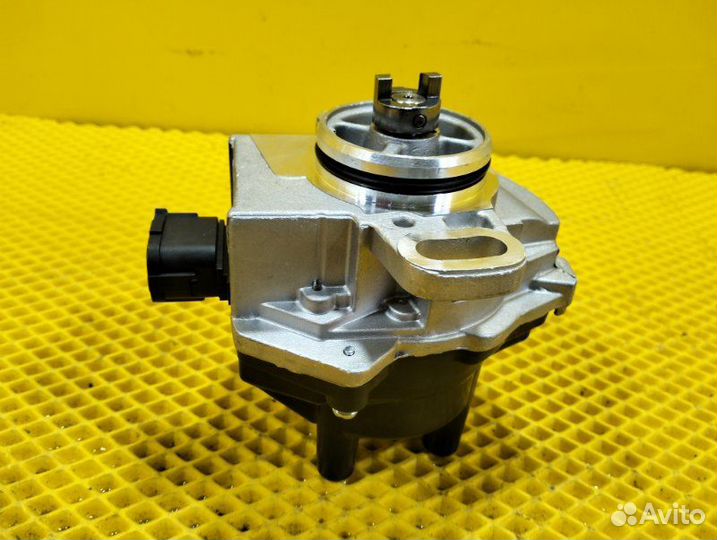 Трамблер Nissan Primera P11 GA16 2002