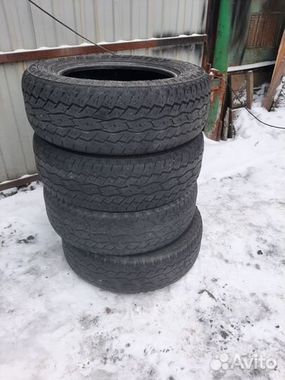 Toyo Open Country A/T 215/65 R16 98H