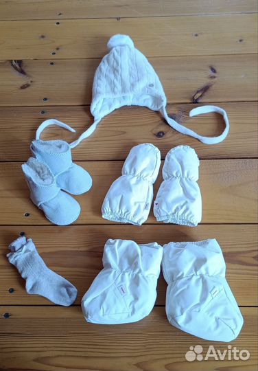 Комплект на зиму: варежки, чуни