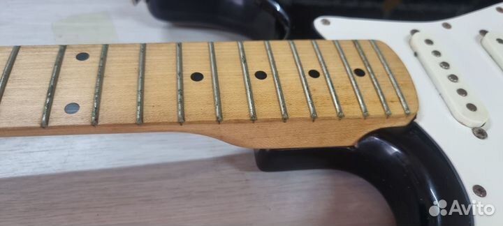 4-7-24. Epiphone Stratocaster леворукая гитара