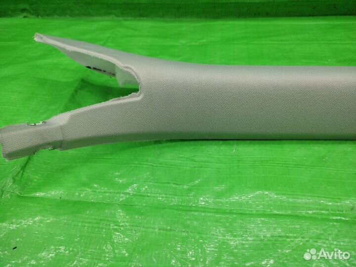 Обшивка стойки передней прав. перед. Volkswagen To