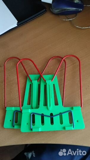 Подставка для книг и учебников