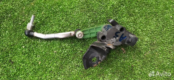 Датчик высоты дорожного просвета передний Audi A5