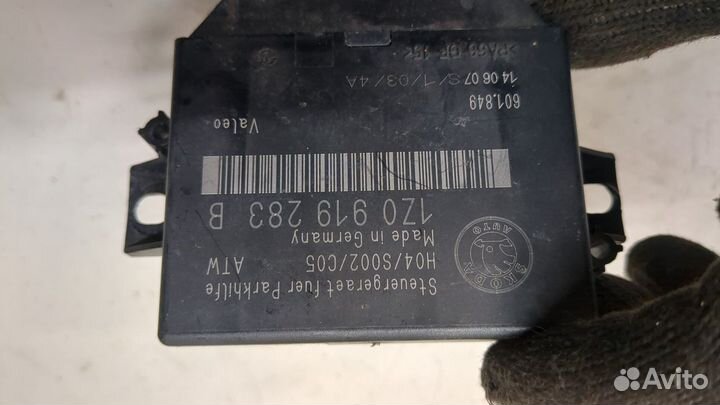 Блок управления парктрониками Skoda Octavia (A5)