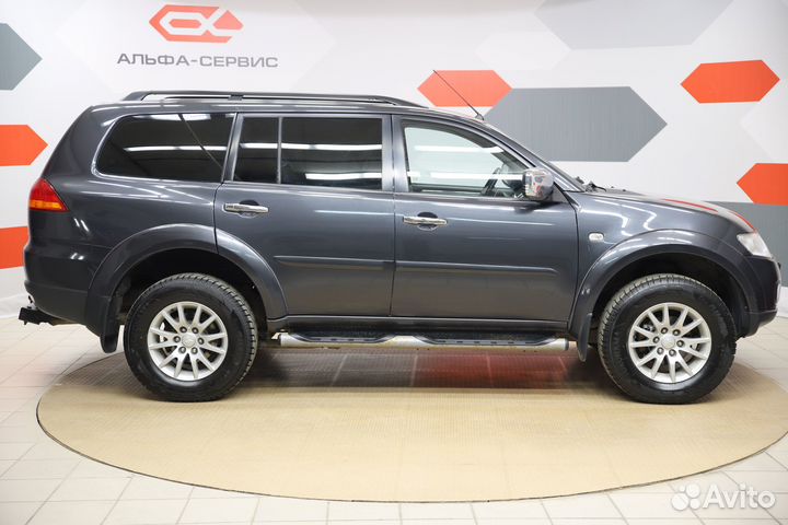 Mitsubishi Pajero Sport 2.5 AT, 2013, 237 550 км
