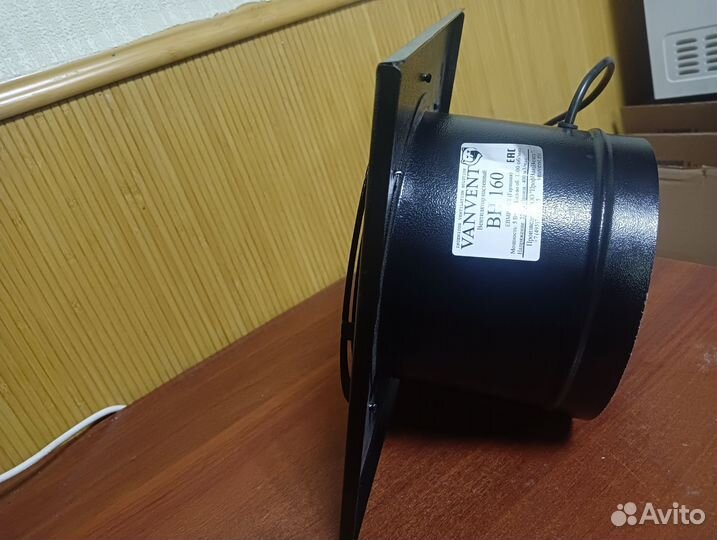 Вентилятор настенный BH 160