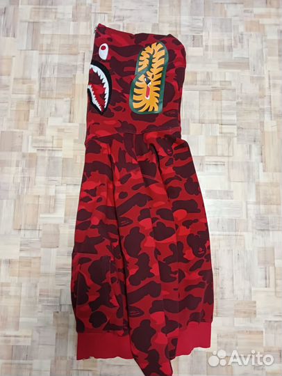 Зип - худи bape. Красный цвет