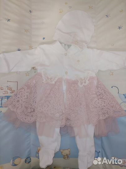 Нарядный комбинезон на выписку