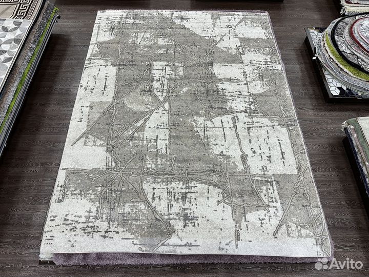 Ковёр новый 3х4м